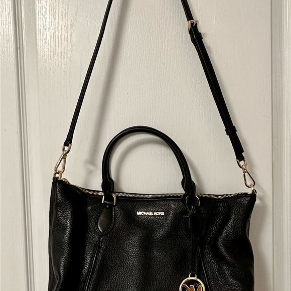 Michael Kors 3-in-1 Bag - Picture 2 of 7